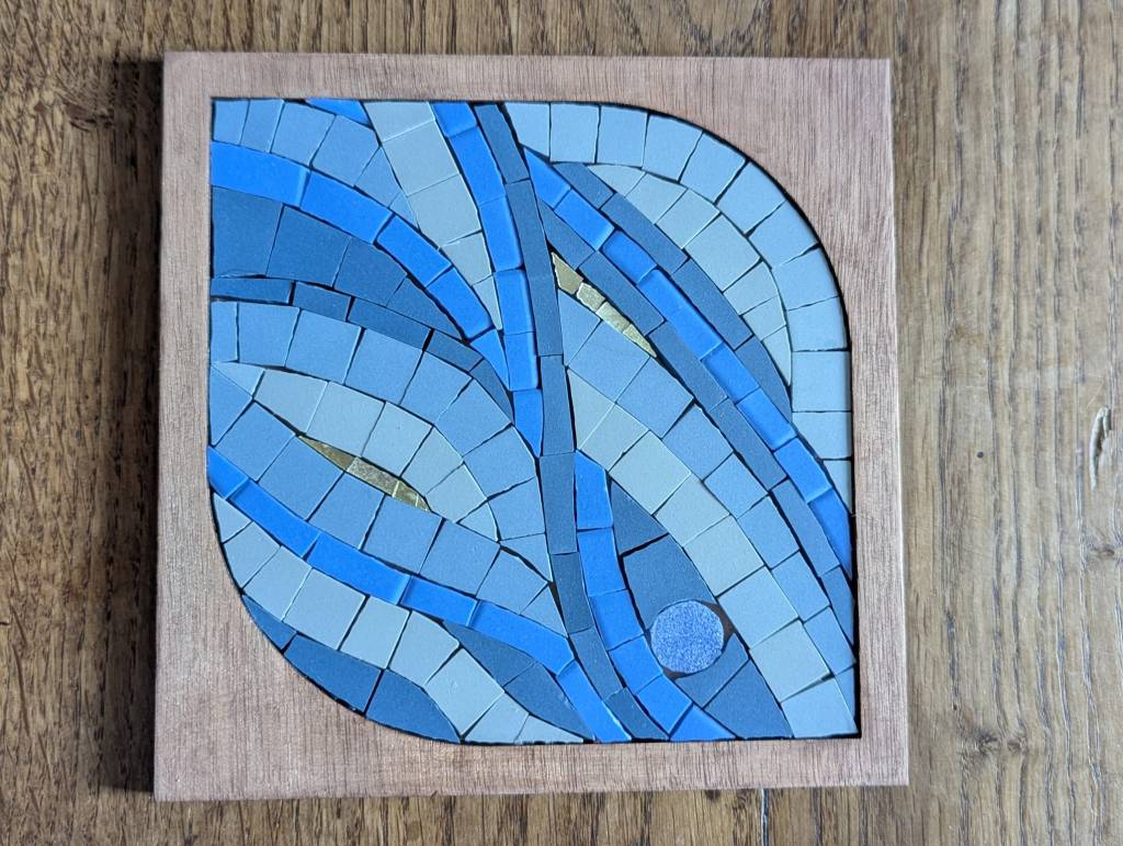 Oeuvre mosaïque sur bois à réaliser en atelier ou team building